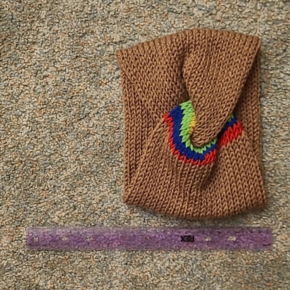 Tan Twisted Headband - Picture 2 of 3